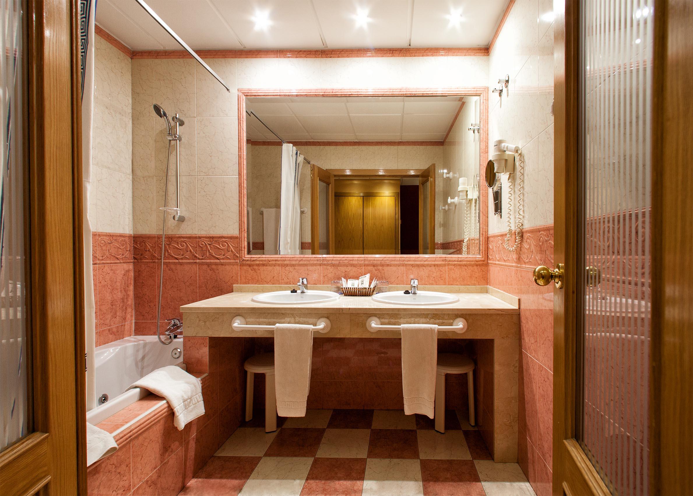 Hotel Torrepalma Alcala La Real Εξωτερικό φωτογραφία